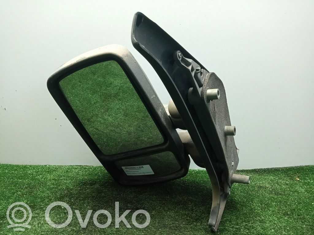 Renault Master II Front door electric wing mirror 
