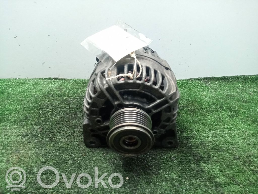 Renault Clio III Alternador 