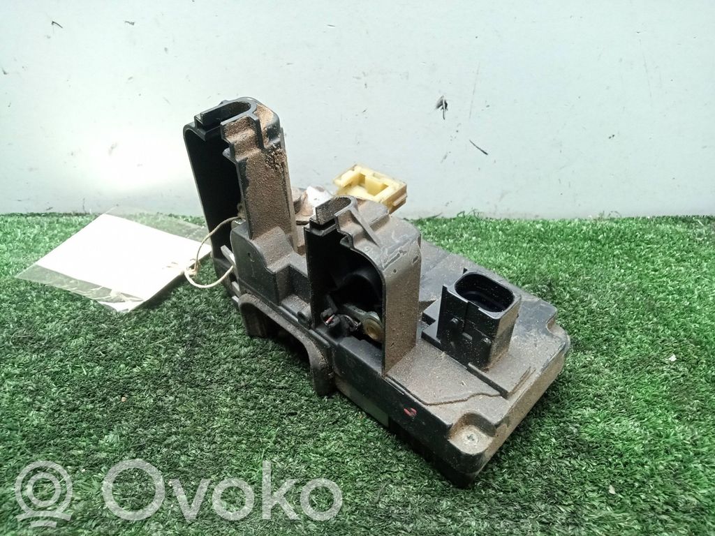 Opel Vectra C Galinių durų spyna 