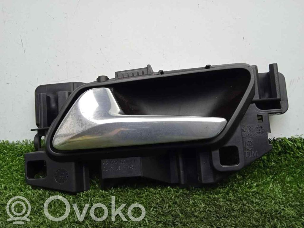 Opel Crossland X Manecilla interna puerta trasera 