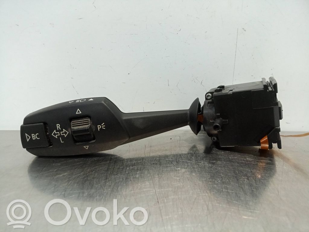 Panel lighting control switch   01108110