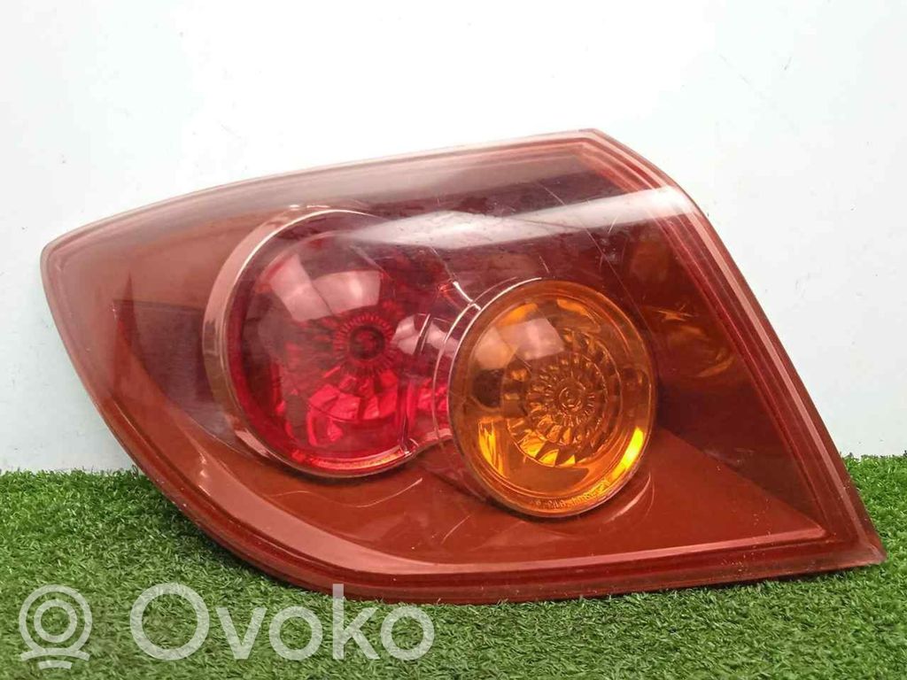 Rear/tail lights   SINREFERENCIA,0407EXTERIOR,5PUERTASROJO
