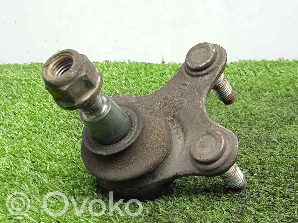 Brazo de suspensión delantero   1K0366C