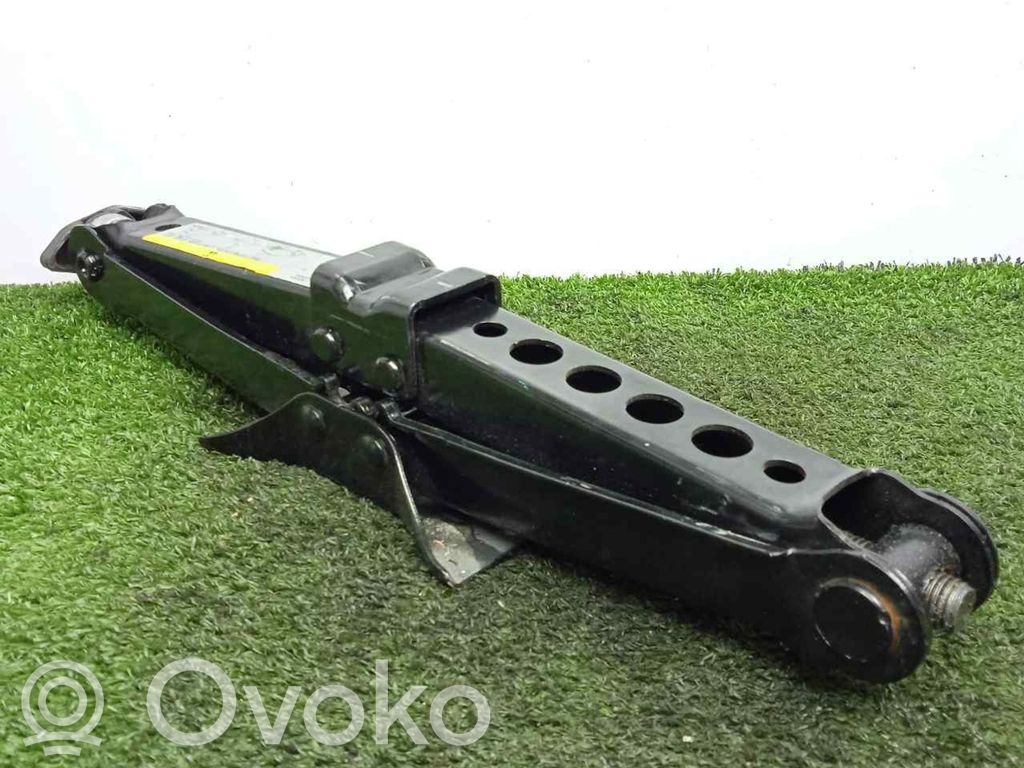 Tunkki   8V0011031A