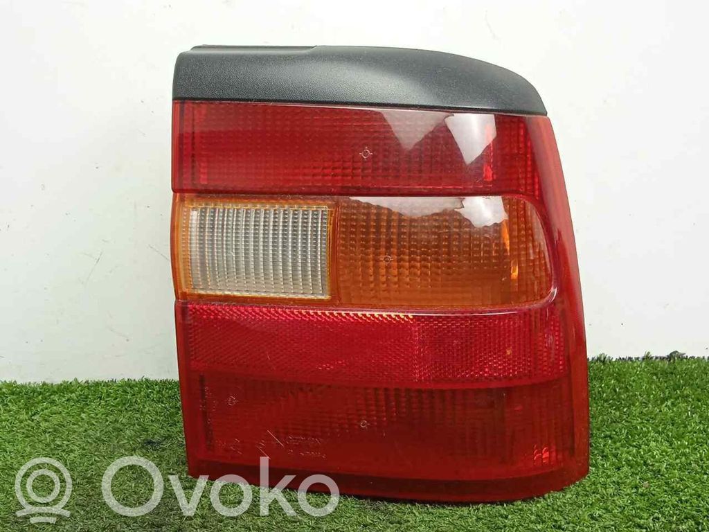 Opel Vectra A Rear/tail lights 