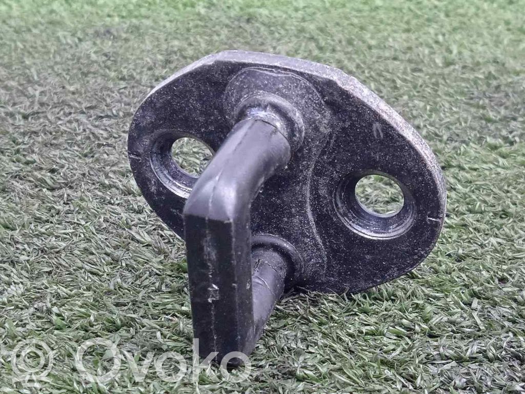 Tailgate lock latch   MB867059,RESBALON