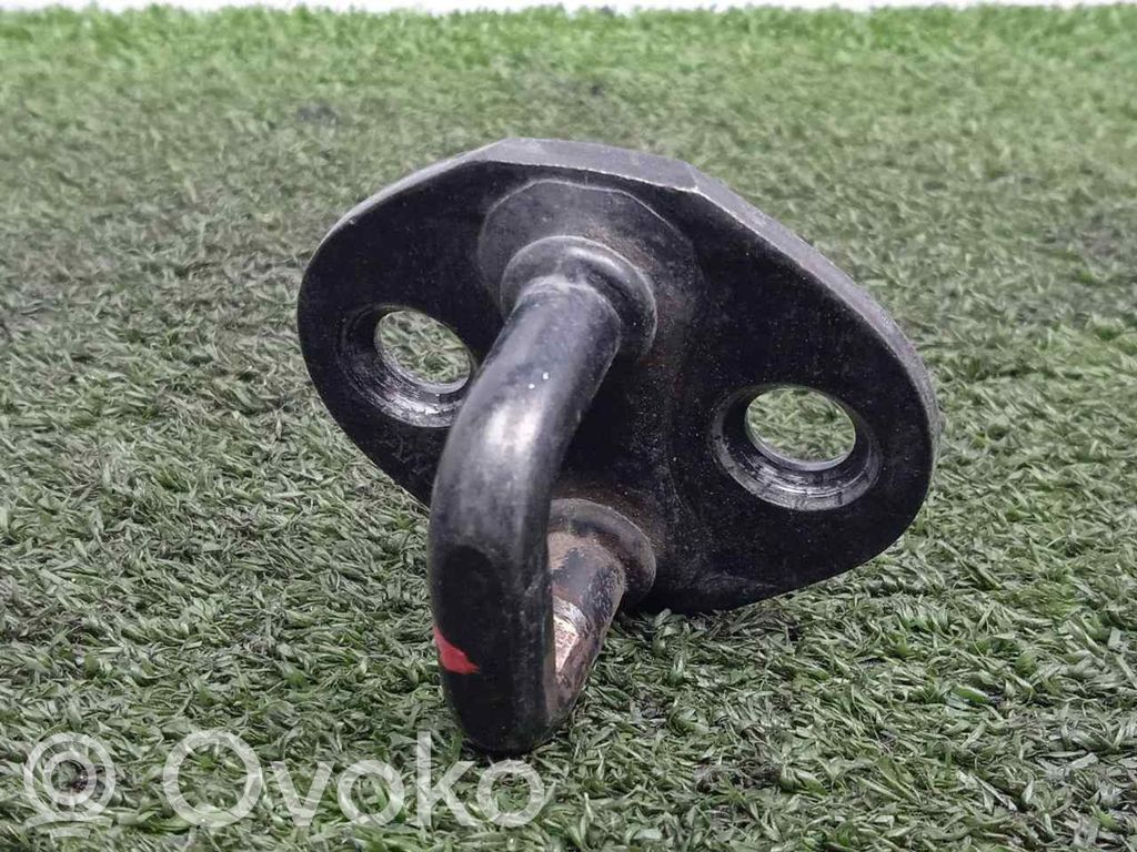 Mitsubishi Montero Rear door lock 