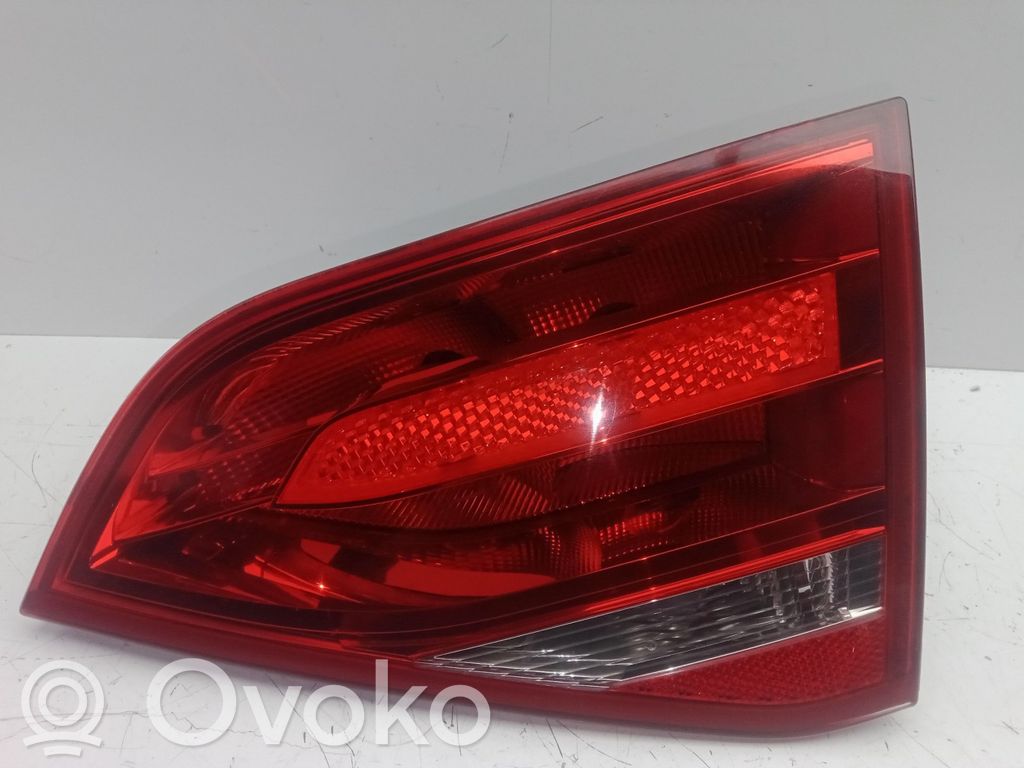 Audi A4 Allroad Galinis žibintas dangtyje 