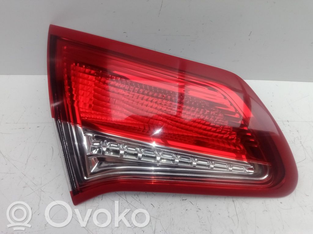 Citroen C4 II Headlight/headlamp bulb 