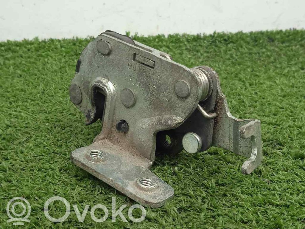 Tailgate lock latch   5801675755