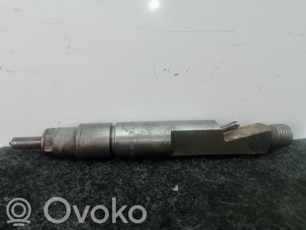 Sprausla (-i)   0432193728