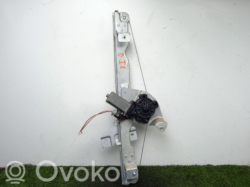 Dacia Duster Front door manual window regulator 