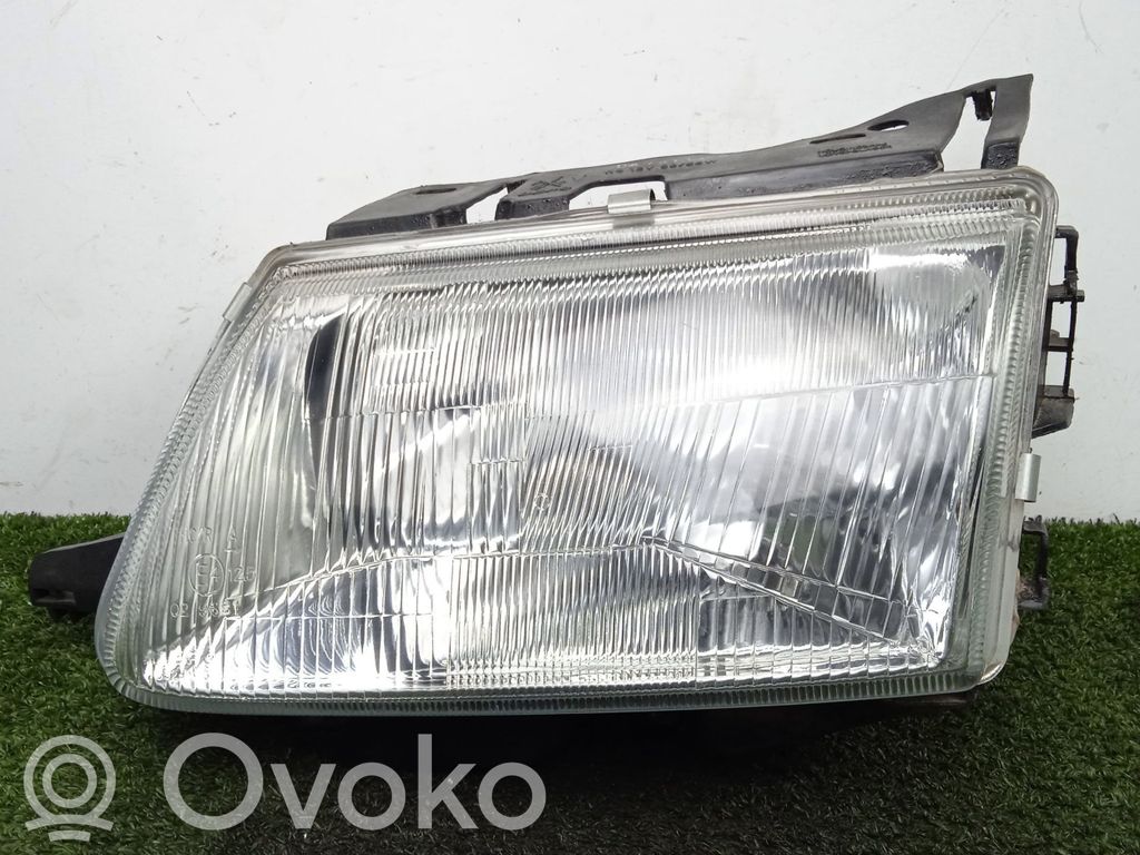 Headlight/headlamp   SINREFERENCIA,DEPOH4,1SERIE