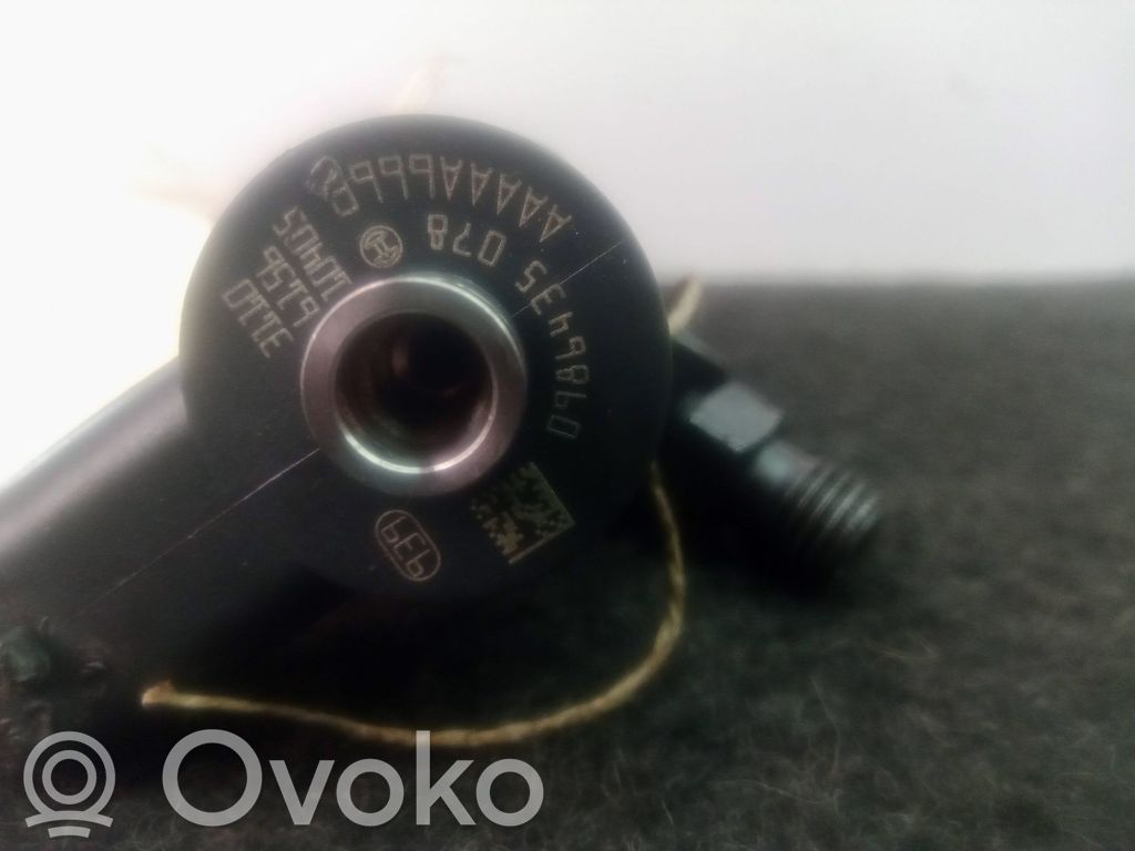 Opel Corsa C Inyector de combustible 