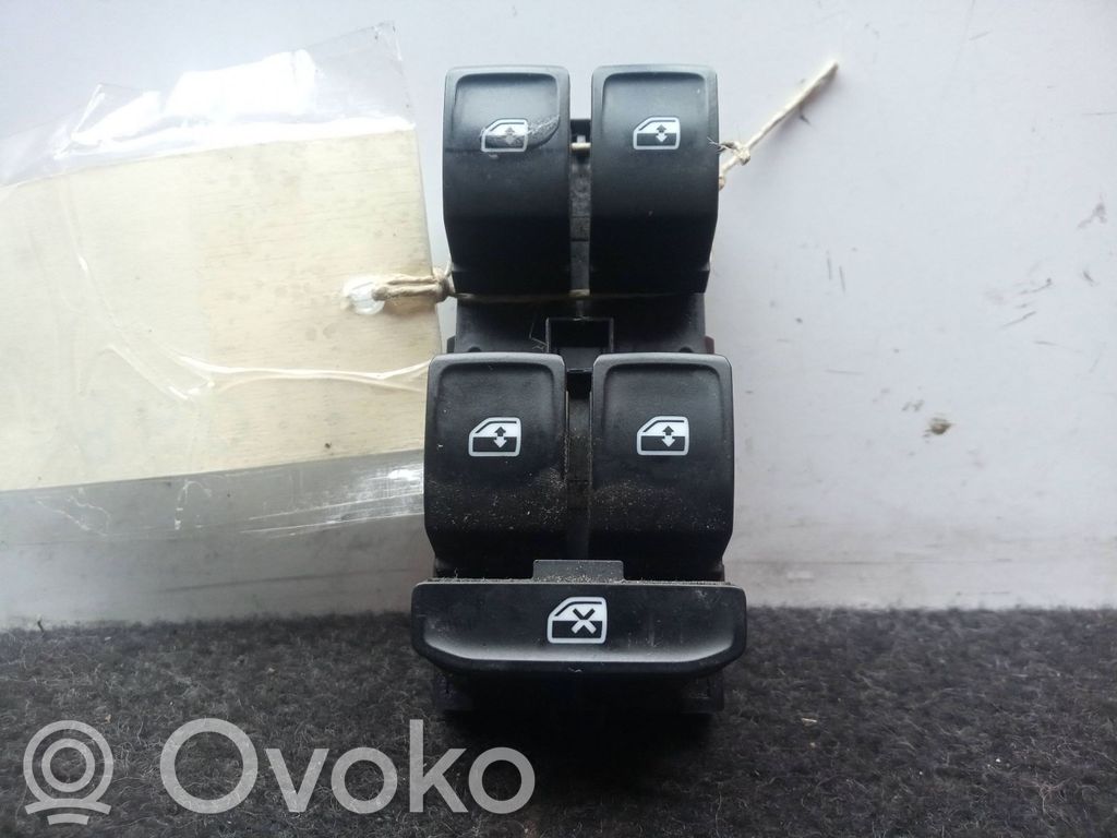 Interruptor del elevalunas eléctrico   6JB959857A