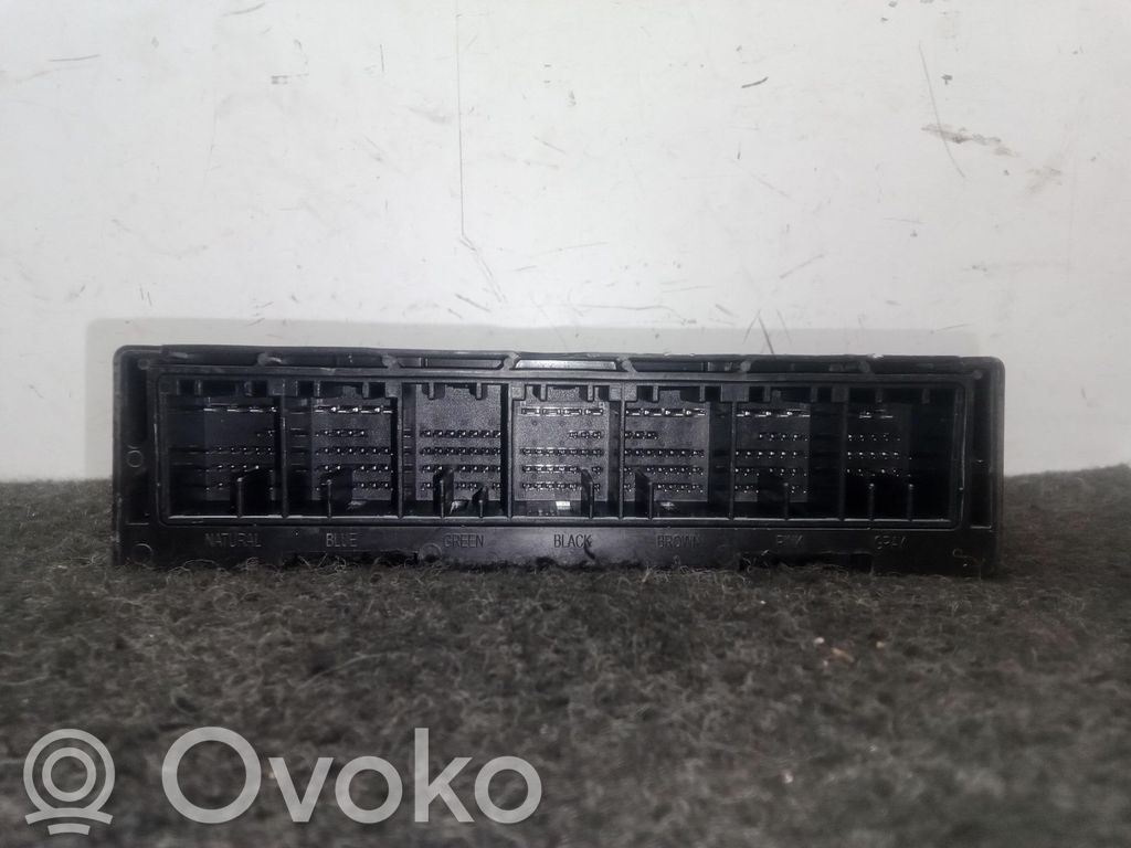 Citu veidu vadības bloki / moduļi   7ENCHUFES
