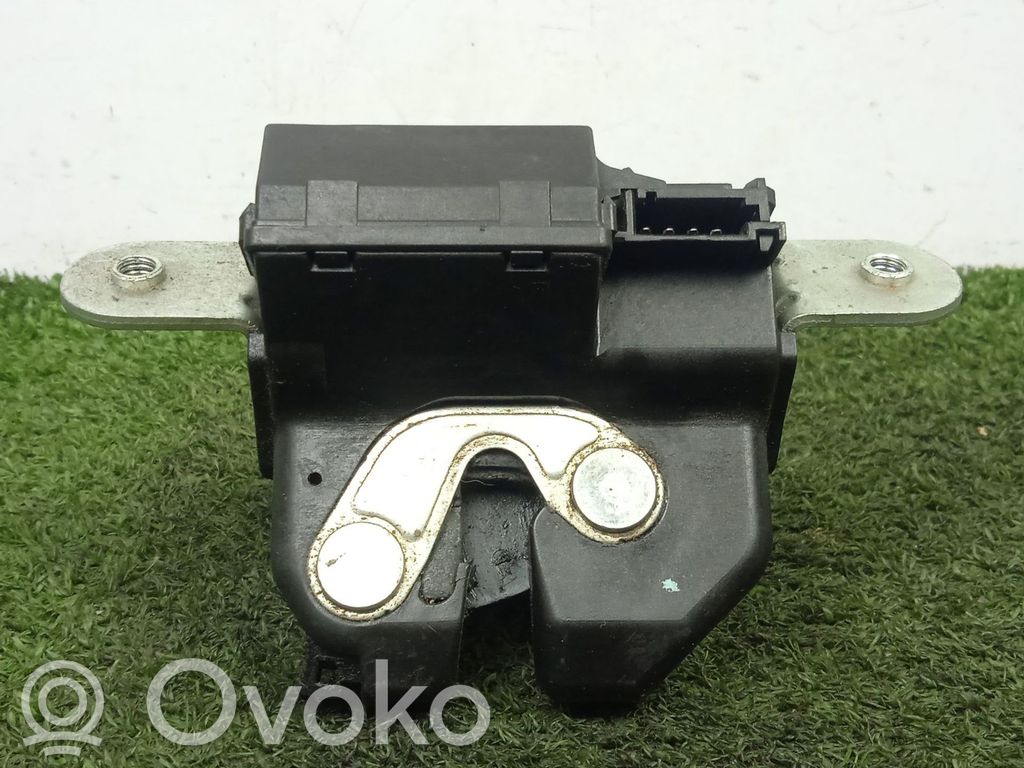 Opel Corsa D Blocco chiusura del portellone 