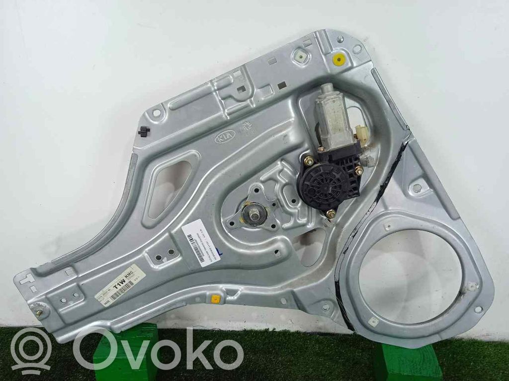 KIA Sportage Meccanismo di sollevamento del finestrino posteriore senza motorino