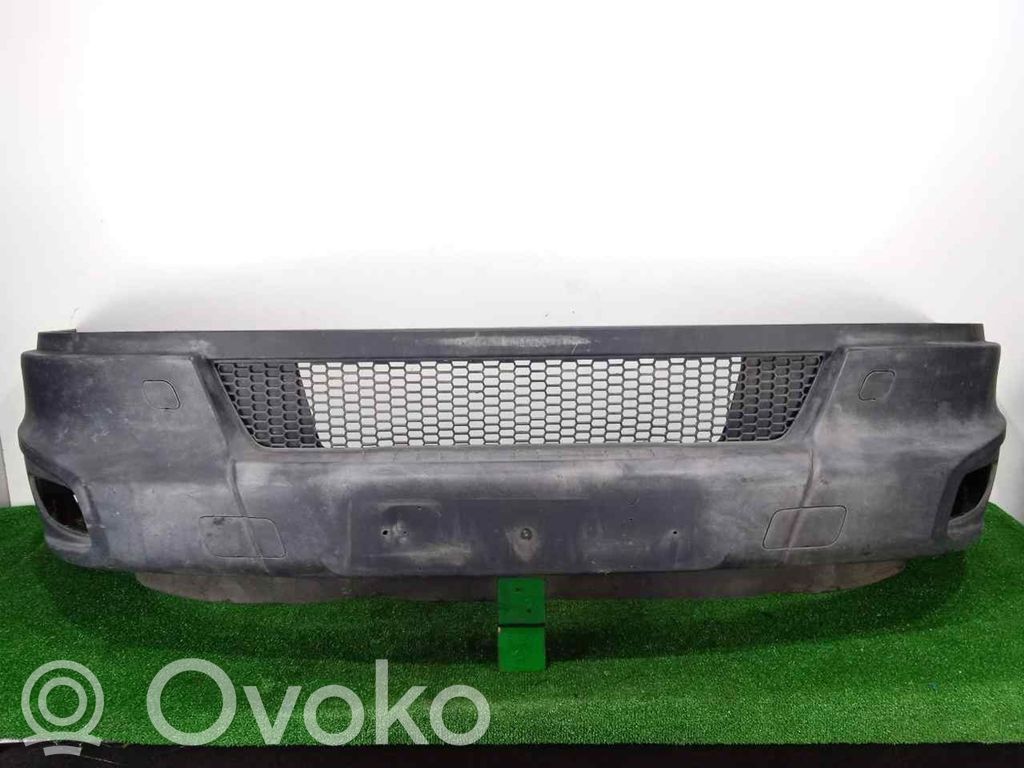 Iveco Daily 5th gen Parachoques delantero 