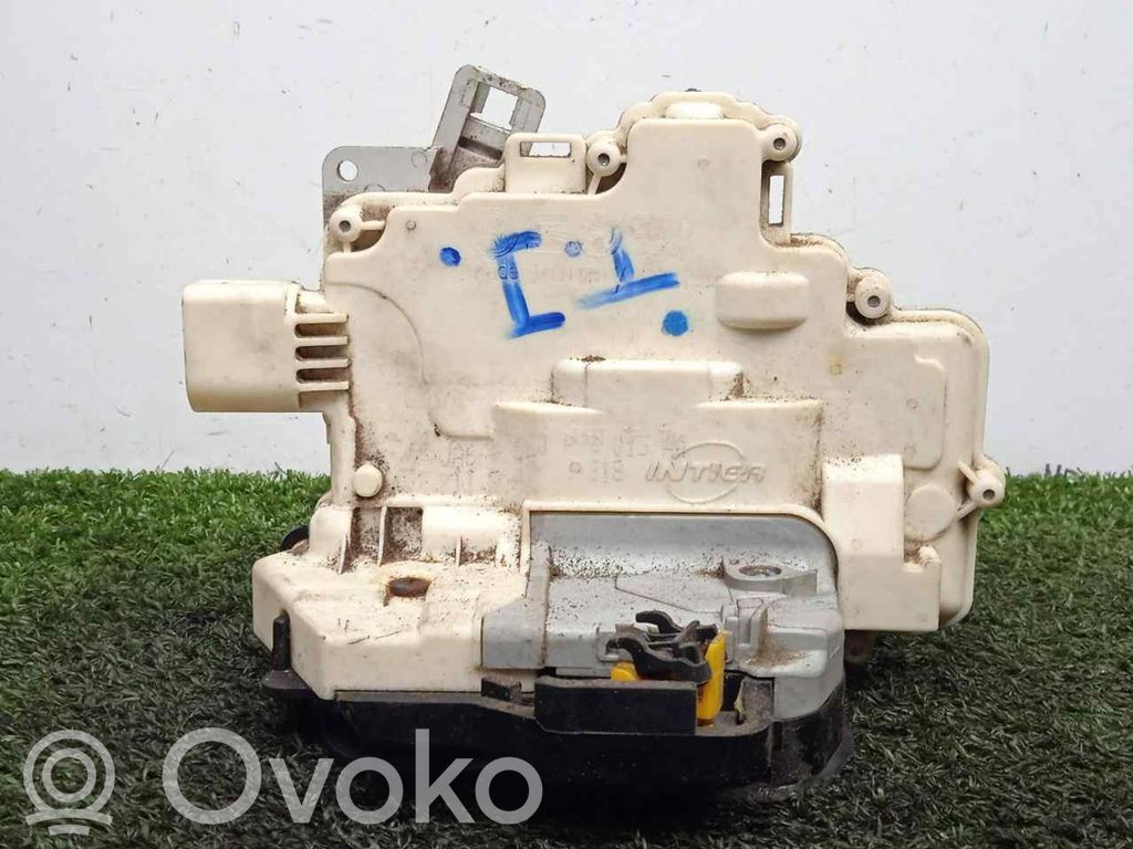 Cerradura de puerta trasera   8E0839015AA,8PINES,CONECTORBLANCO