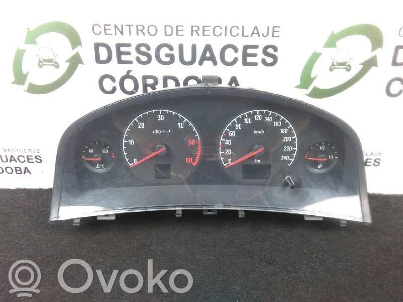 Opel Vectra C Geschwindigkeitsmesser Cockpit 