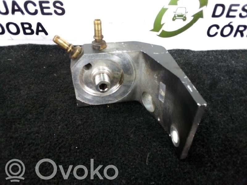 Nissan Atleon Radiador del aceite del motor 