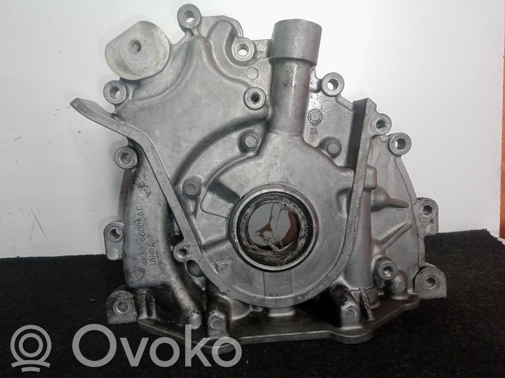 Bomba de aceite   4R8Q6600AC