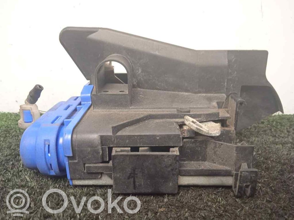 Takaoven lukko   8D0839016A