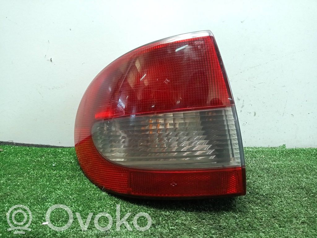 Renault Megane I Galinis žibintas kėbule 