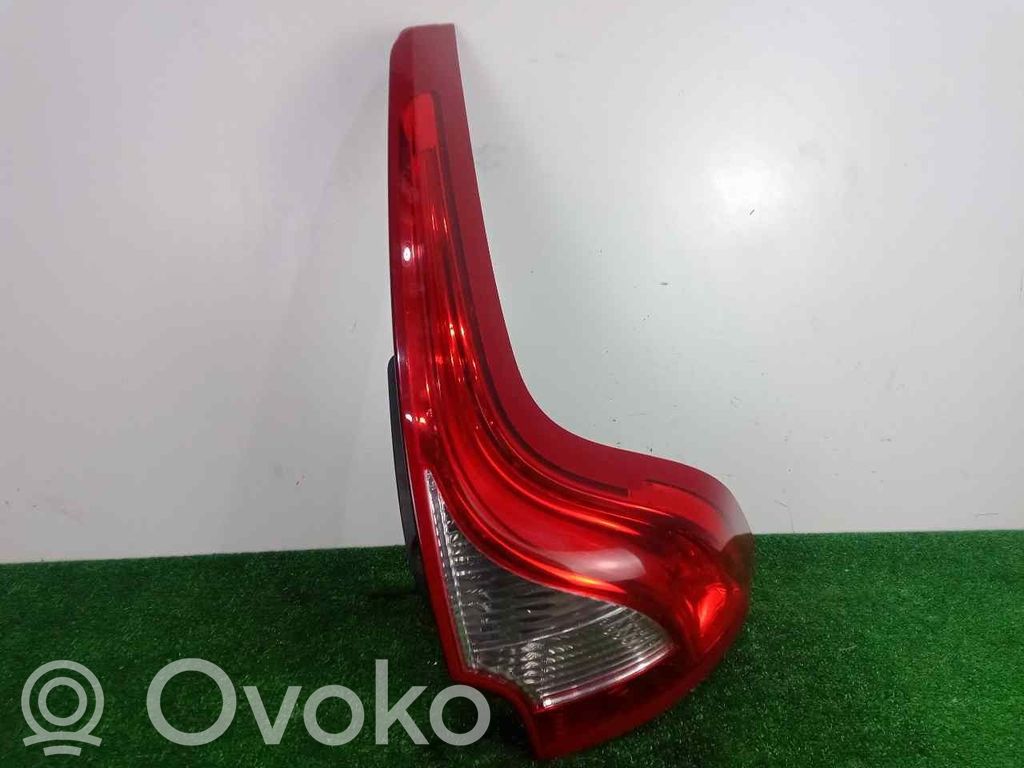 Luz trasera/de freno   31323035L90007893