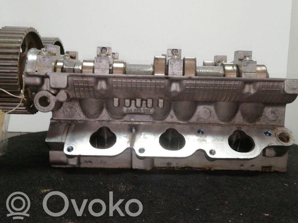 Opel Omega B1 Engine head 