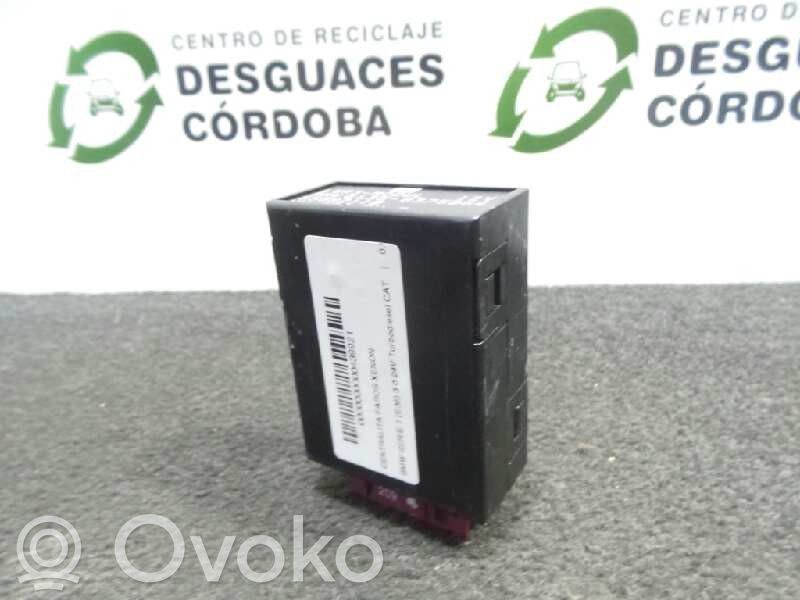 Unidad de control/módulo de los faros xenón   1CONECTOR