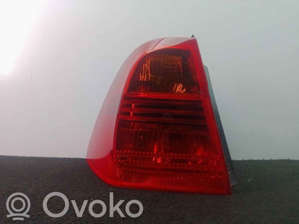 Rear/tail lights   7160061