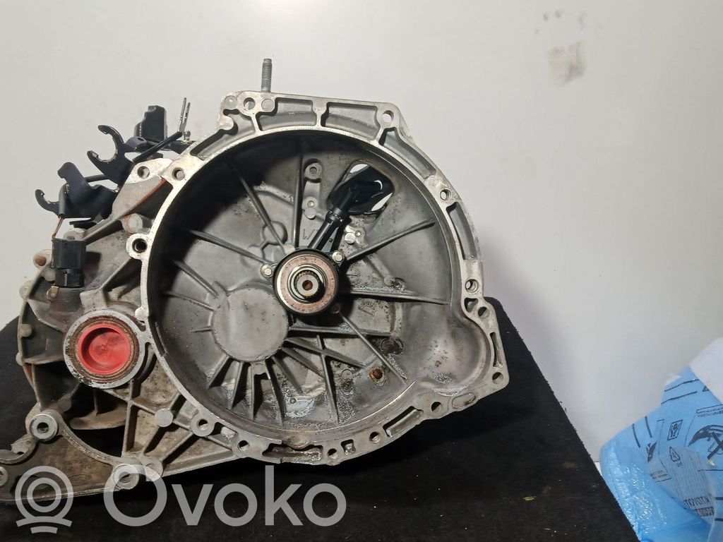 5 Gang Schaltgetriebe   2S4R7002PA,5VELOCIDADES