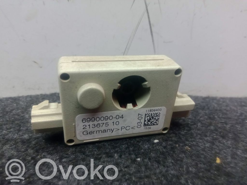 BMW X3 E83 Radio antena 