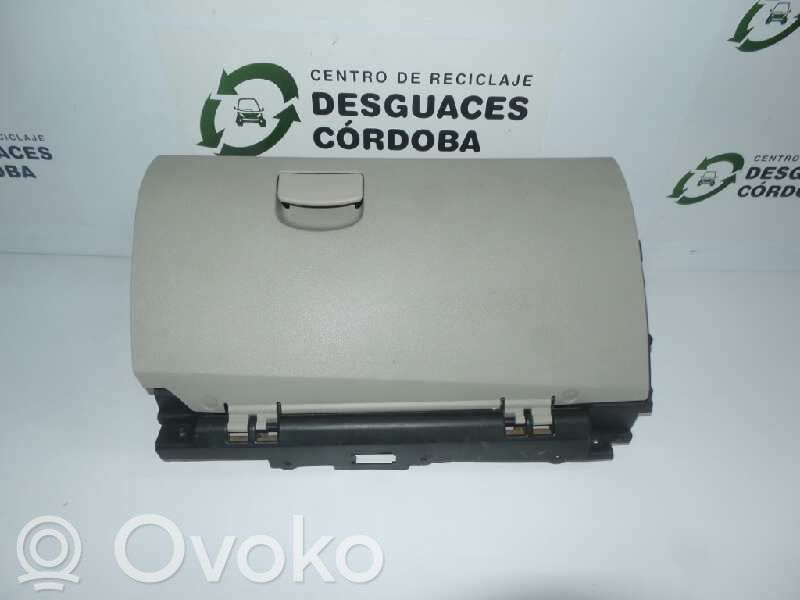 Guantera   66208AJ010