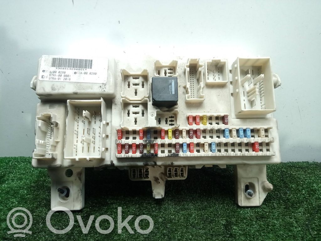 Unidad de control del BSM   4M5T14A073