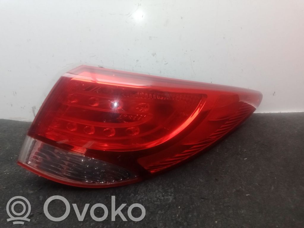 Takavalot   924022Y0