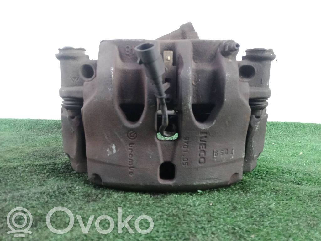 Caliper de freno delantero   SINREFERENCIA,BREMBO