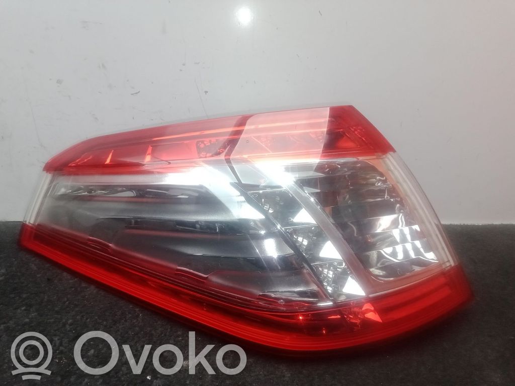 Peugeot 508 Lampă spate în caroserie 