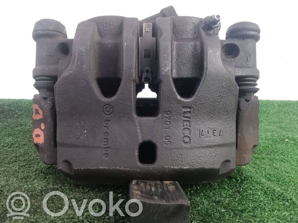 Iveco Daily 6th gen Pinza del freno anteriore 