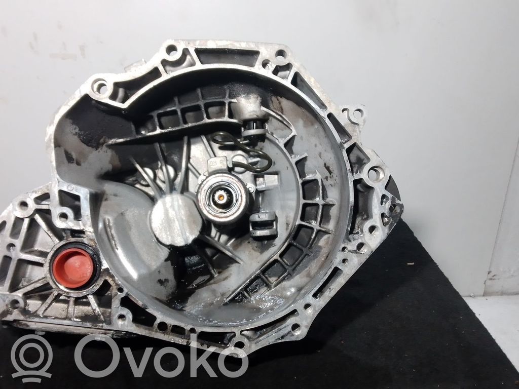 Opel Astra K Cutie viteze manuală cu 5 trepte 