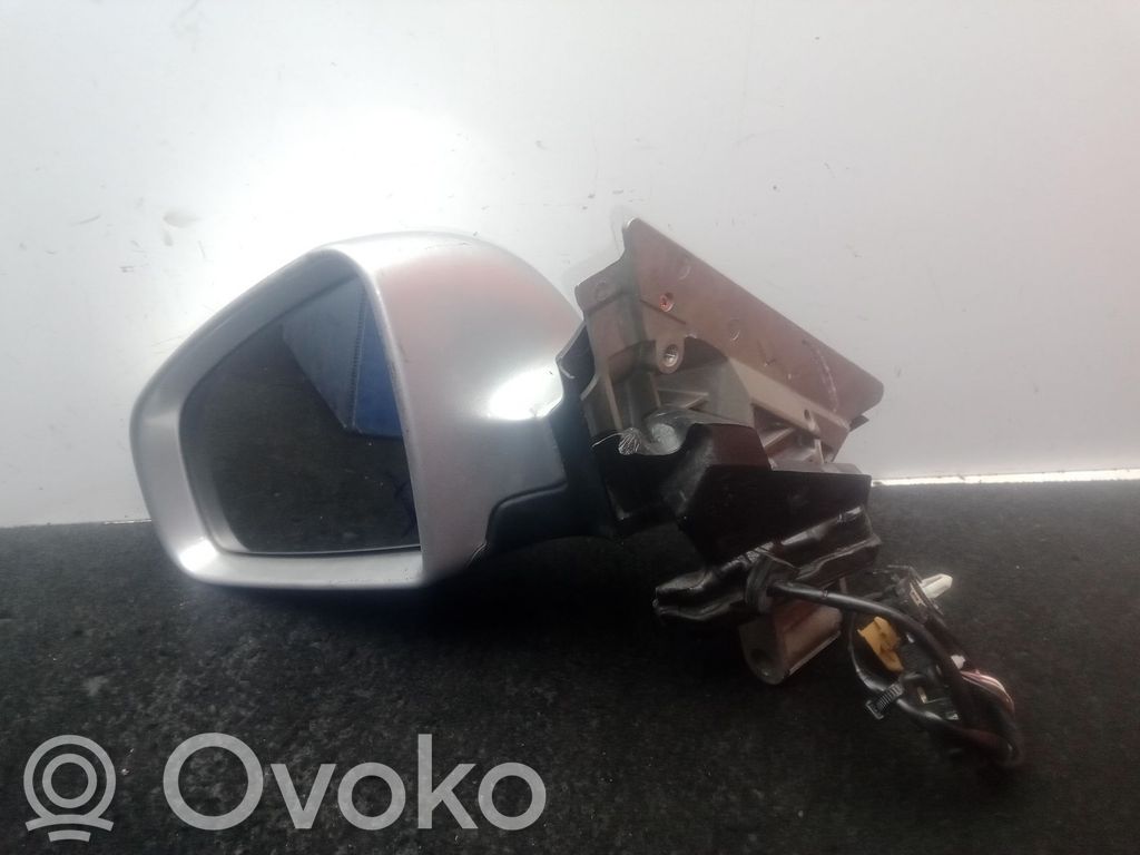 Audi A4 S4 B6 8E 8H Elektryczne lusterko boczne drzwi przednich 