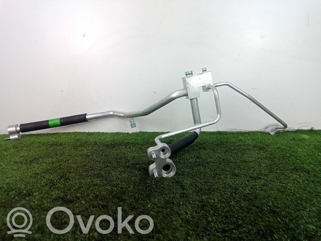 SsangYong Rodius Ilmastointilaitteen putki (A/C) 