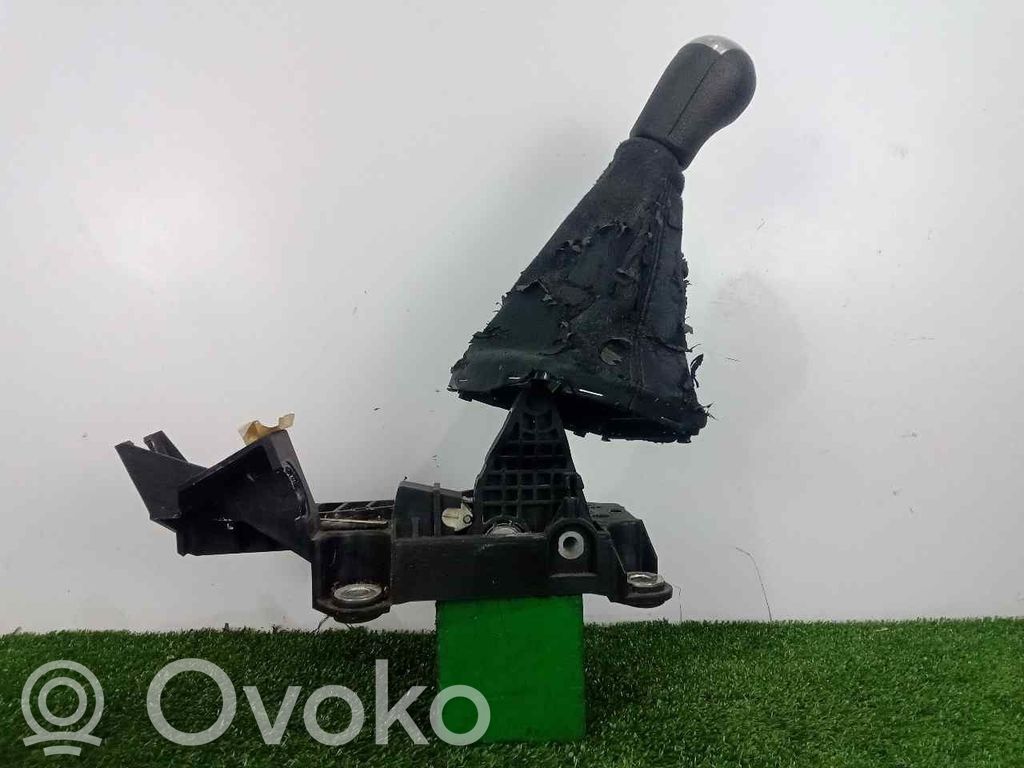 Ford Focus Gear shift rod 