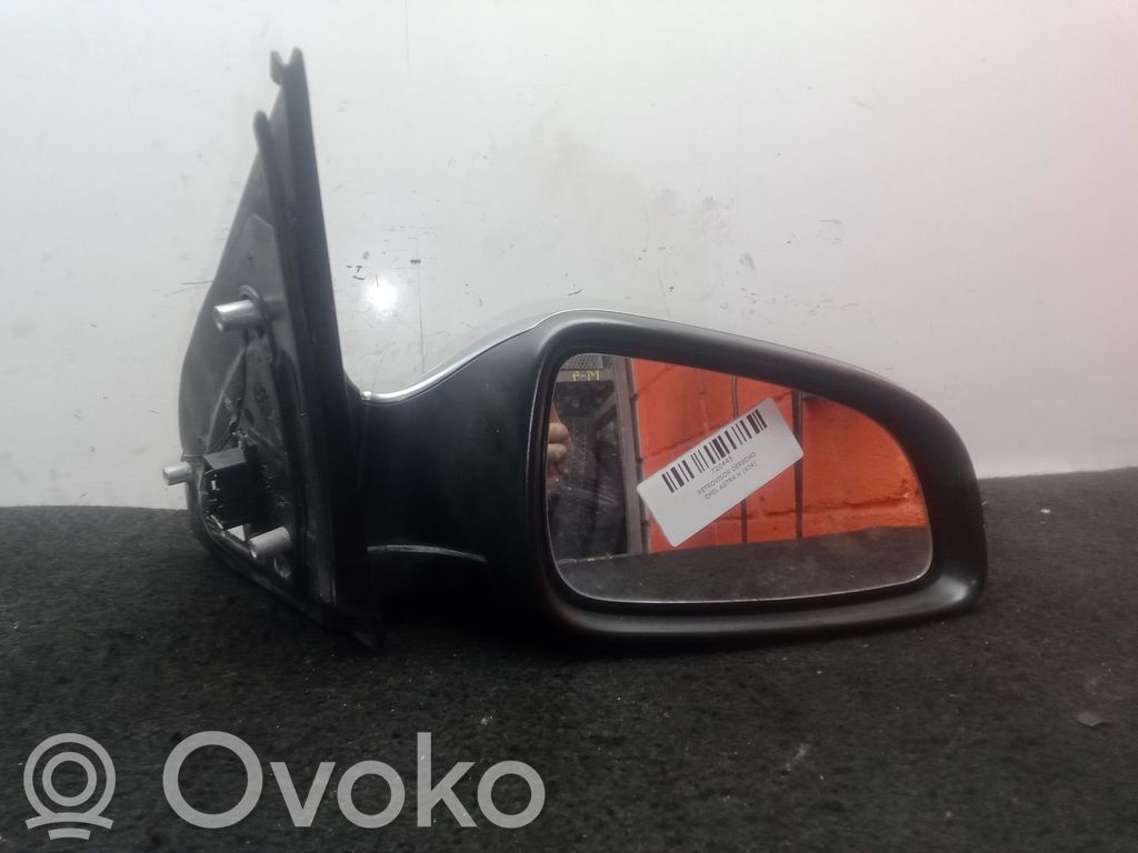 Opel Astra G Front door electric wing mirror 