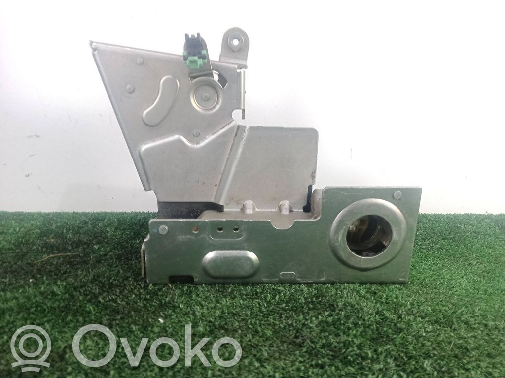 Rear door lock   9PINES