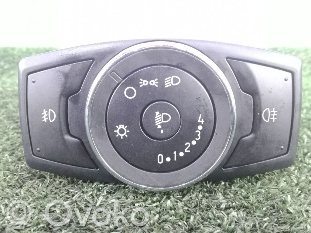 Ford Transit Multifunkcinis valdymo jungtukas/ rankenėlė 