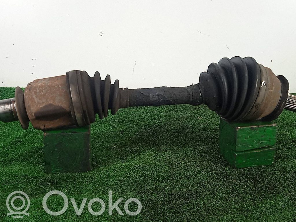 Etuvetoakseli   SINREFERENCIA,L690MMIZQUIERDA