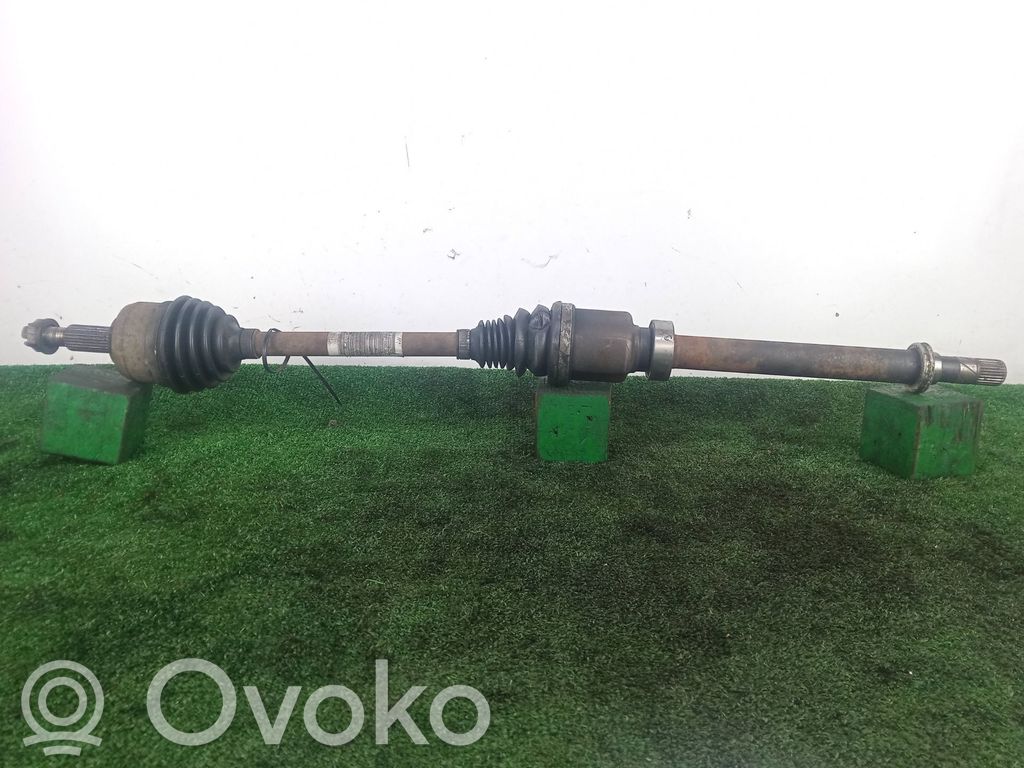 Etuvetoakseli   891007843R,L1000MM